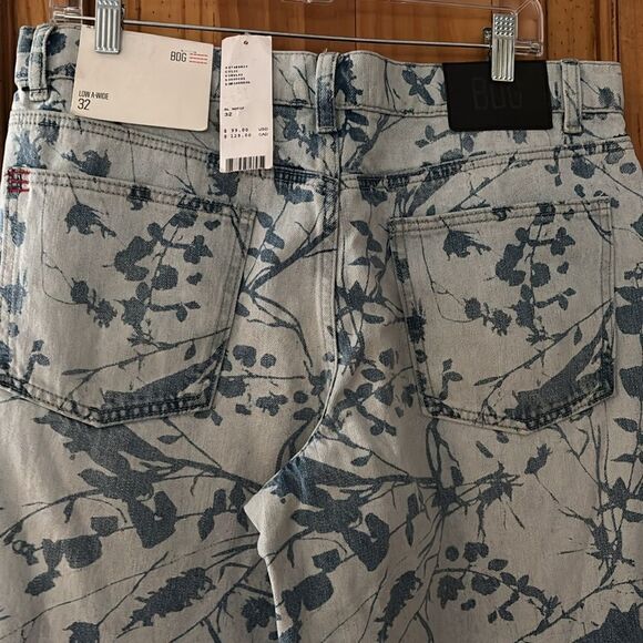 NWT BDG “Low A-Wide” Print Jeans - Picture 4 of 5